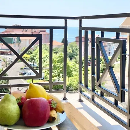 Apartment Central Seaview For 4 Guests Sveti Vlas