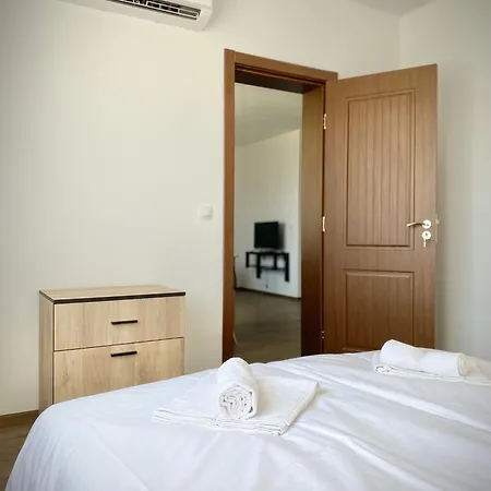 Apartment Central Seaview For 4 Guests
