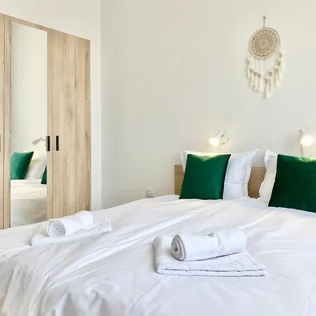 Central Seaview For 4 Guests Sveti Vlas