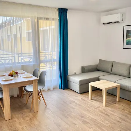 Apartment Central Seaview For 4 Guests Sveti Vlas