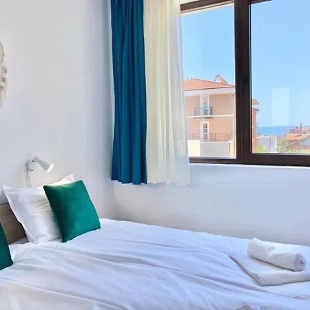Apartment Central Seaview For 4 Guests