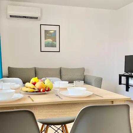 Central Seaview For 4 Guests Sveti Vlas
