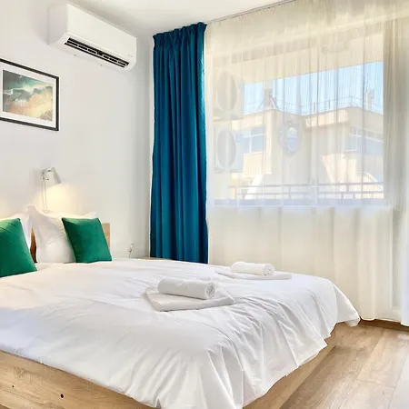 Central Seaview For 4 Guests Sveti Vlas