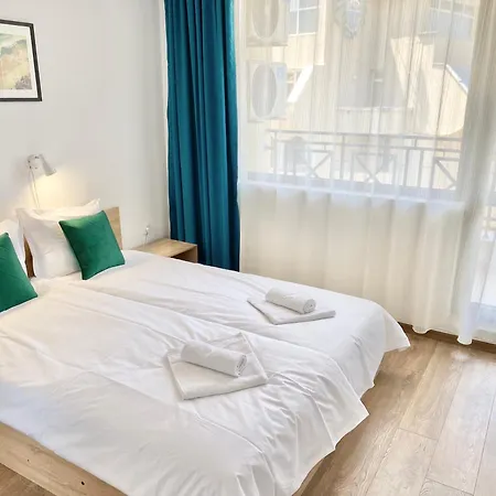 Central Seaview For 4 Guests Sveti Vlas