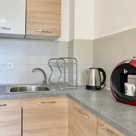 Apartment Central Seaview For 4 Guests Sveti Vlas