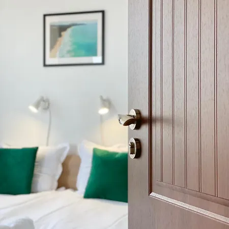 Central Seaview For 4 Guests Apartment *