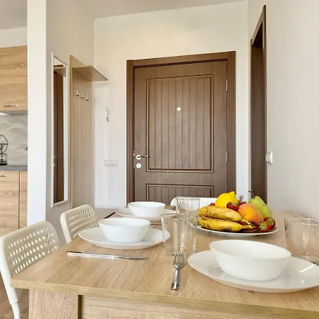 Central Seaview For 4 Guests Apartment *